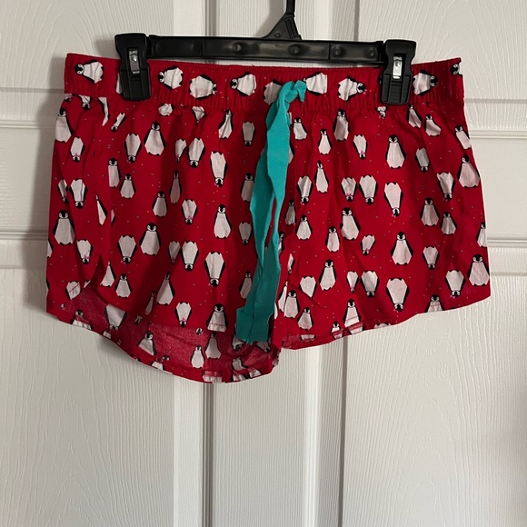 Aerie Red Penguin Print Pajama Shorts - Picture 3 of 4
